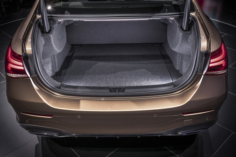 Mercedes-Benz A-Class có thêm bản Sedan, chỉ bán tại Trung Quốc - ảnh 13