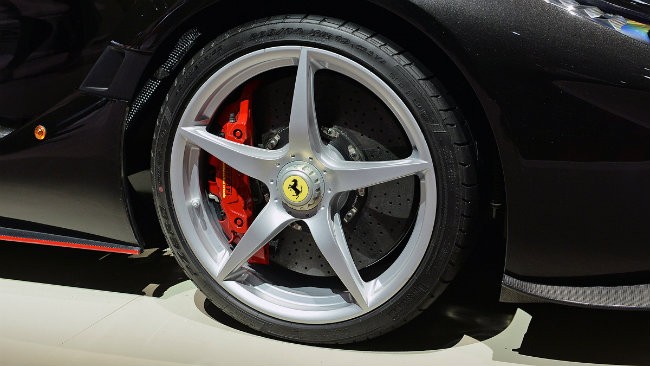 Ngắm siêu xe Ferrari LaFerrari Aperta giá 58,4 tỷ đồng cháy hàng - ảnh 5