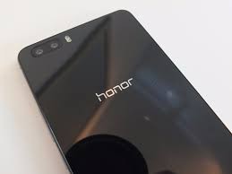 Huawei ra mắt smartphone camera kép Honor 8