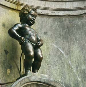 Bức tượng đá nổi tiếng Manneken Pis