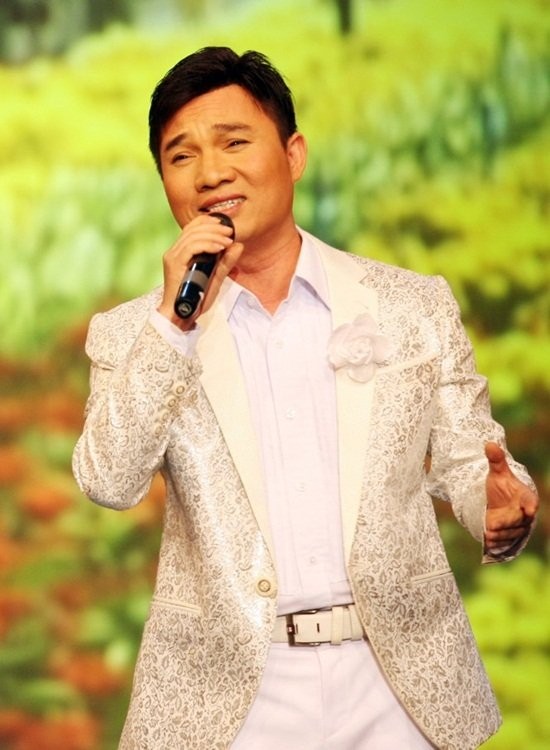 ca sĩ Quang Linh