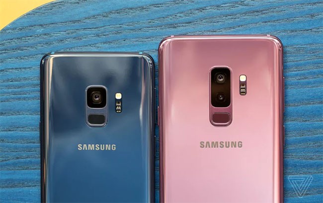 Bộ đôi Galaxy S9/S9+ (The Verge)