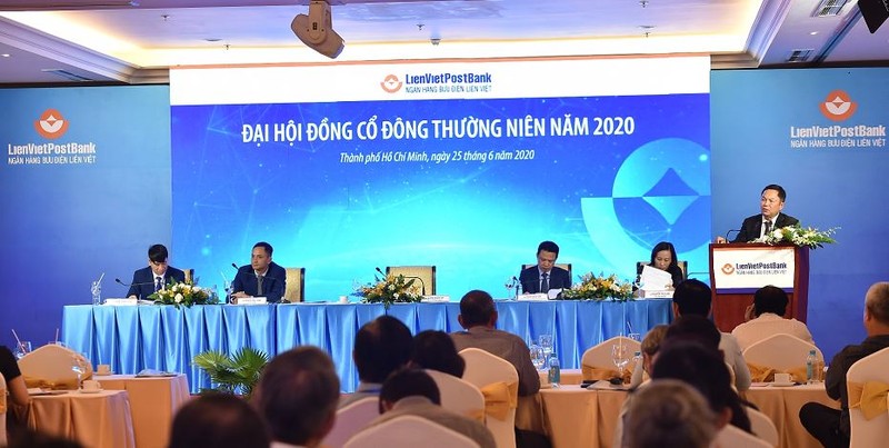 Toàn cảnh phiên họp ĐHĐCĐ thường niên 2020 của LienVietPostBank (Nguồn: LPB)