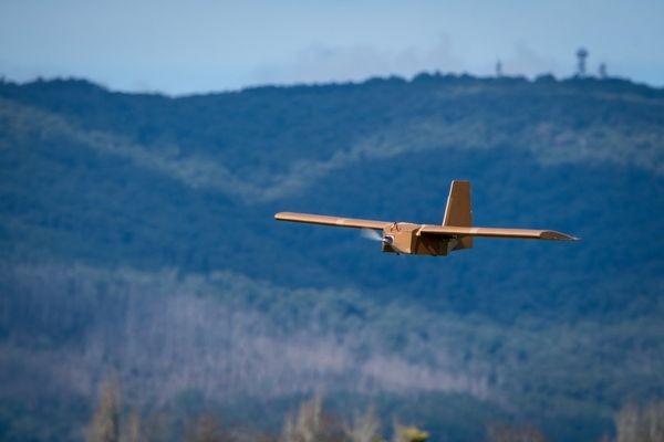 Australia sẽ cung cấp cho quân đội Ukraine hàng trăm máy bay không người lái Corvo PPDS làm bằng bìa cứng mỗi tháng (Ảnh: ETToday).