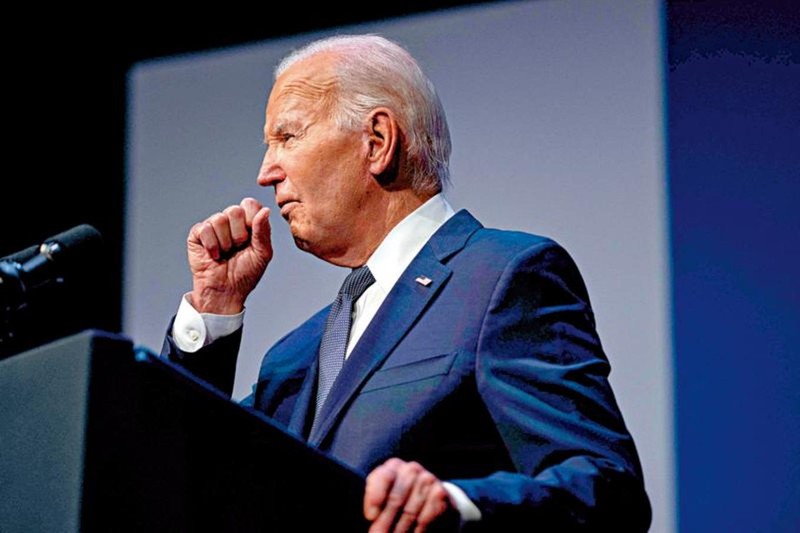 Tổng thống Joe Biden chính thức rút lui, ủng hộ cấp phó Kamala Harris (Ảnh: AP)