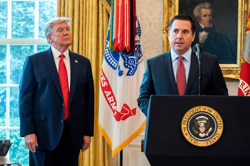 Ông Donald Trump và Devin Nunes. Ảnh: New York Post.