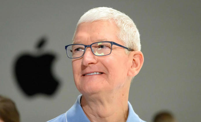 Tim Cook đã thực hiện chuyến công du thứ ba tới Trung Quốc trong năm nay. Ảnh: SCMP