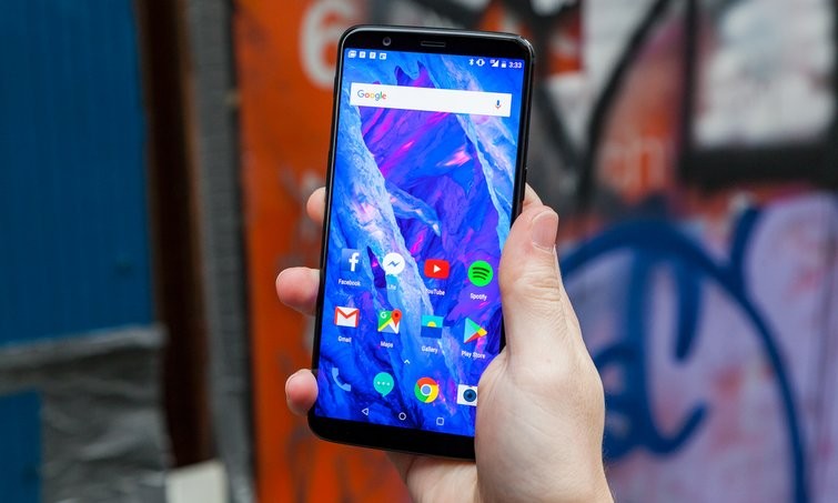 OnePlus 5T là mẫu máy bán chạy nhất của OnePlus năm ngoái. Nguồn: Tomguide