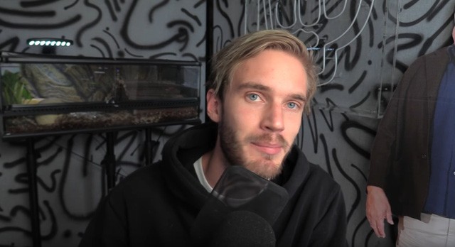 Ngôi sao số 1 YouTube, PewDiePie cũng là nạn nhân