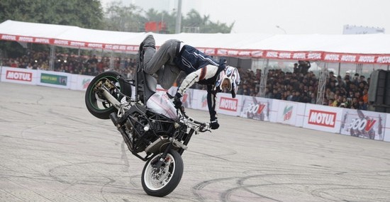 Một ký thuật stunt