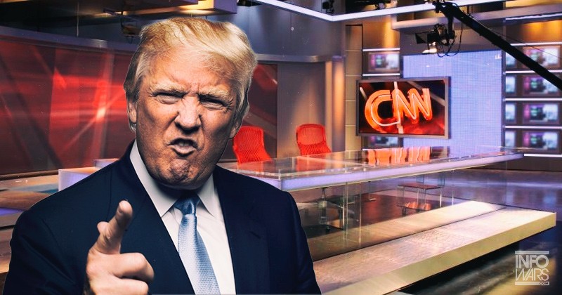 Quan hệ giữa Tổng thống Trump và CNN không xuôi chiều mát mái