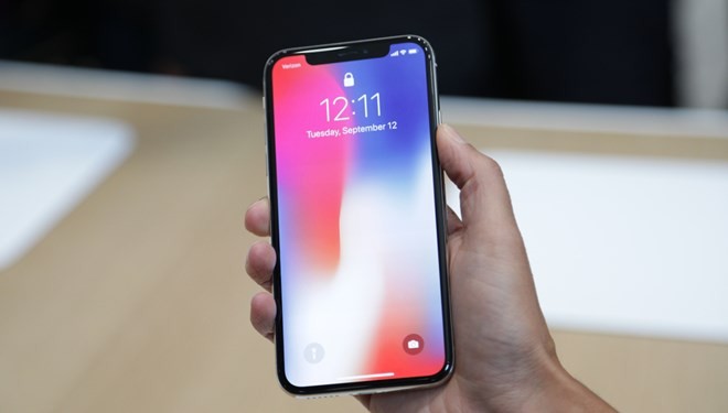 Điện thoại iPhone X. (Nguồn: techcrunch.com)