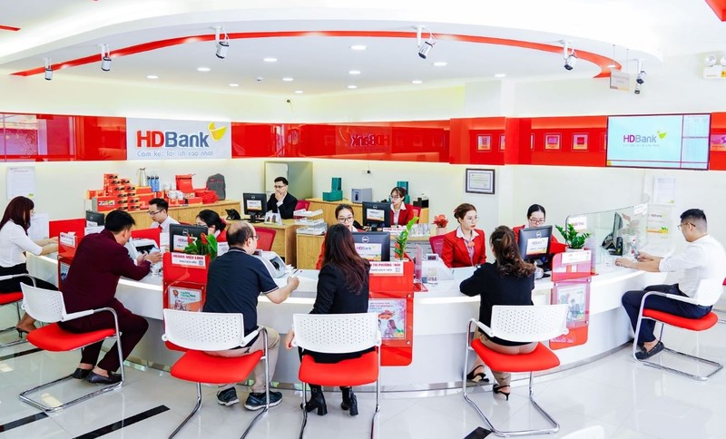 Tổng giám đốc HDBank mua vào gần 1 triệu cổ phiếu 