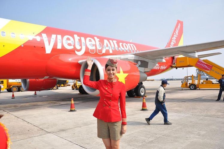 VietJet hiện có 20 chiếc máy bay Airbus A320 và dự kiến sẽ được giao hàng 9 máy bay tương tự theo đơn đặt mua 63 máy bay hồi tháng 2 năm ngoái - Ảnh: Bloomberg. 