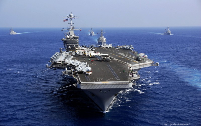 Tàu sân bay Mỹ John C. Stennis đang tuần tra Biển Đông