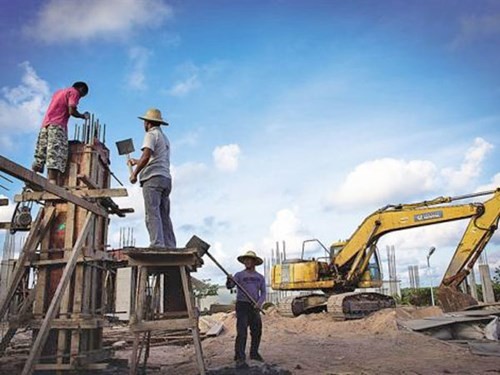 Việc xây dựng trái phép trên đảo Cây thuộc quần đảo Hoàng Sa của Việt Nam đang được Trung Quốc đẩy nhanh