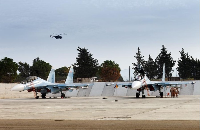 Su-30SM Không quân Nga tại sân bay Syria Basel al-Assad ("Hmeymim")