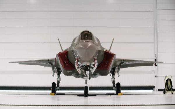 Tướng Mỹ chết ngất vì giá của siêu phẩm công nghệ F-35