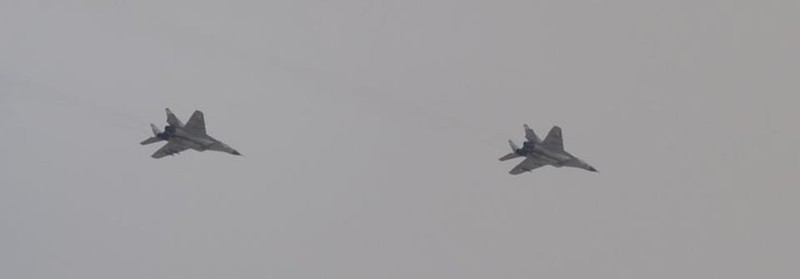 Không quân Syria liên tục không kích IS ngoại vi Damascus