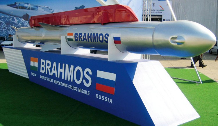 Nga - Ấn chuẩn bị xuất khẩu tên lửa BrahMos cho Việt Nam
