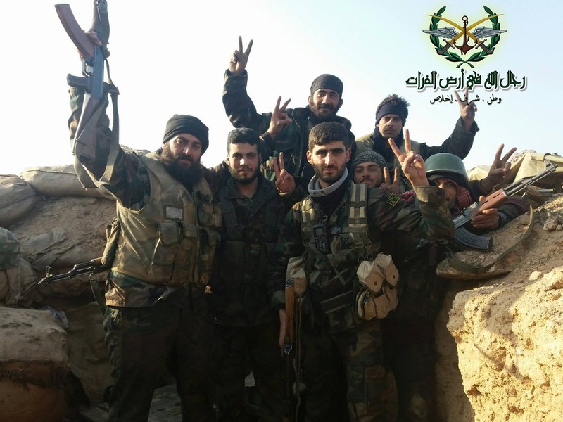 Binh sĩ quân đội Syria trên chiến trường Deir ezzor