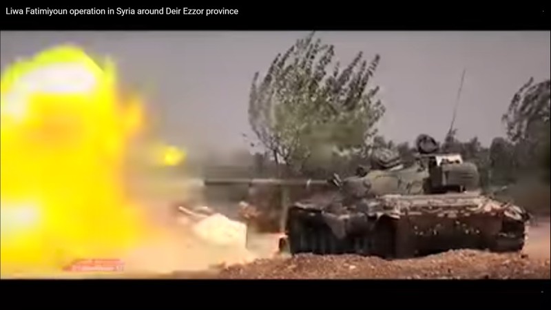 Xe tăng lực lượng Liwa Fatemiyoun chiến đấu trên chiến trường Deir Ezzor - ảnh minh họa video