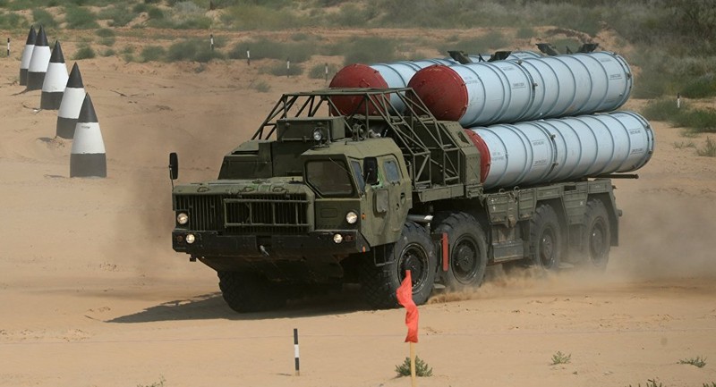 Hệ thống tên lửa S-300 của Nga