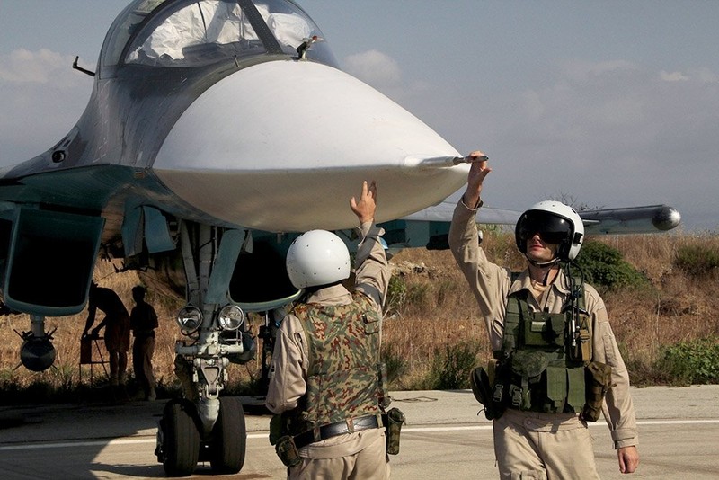 Máy bay ném bom chiến thuật Su-34 ở Syria. Ảnh minh họa RG