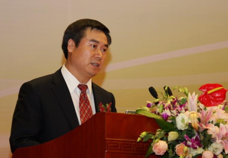 Tháng 2/2016, Thái Hi Hữu, tổng giám đốc Tổng công ty xuất nhập khẩu hóa chất Trung Quốc (Sinochem) bị ngã ngựa. Ảnh: báo Phượng Hoàng.