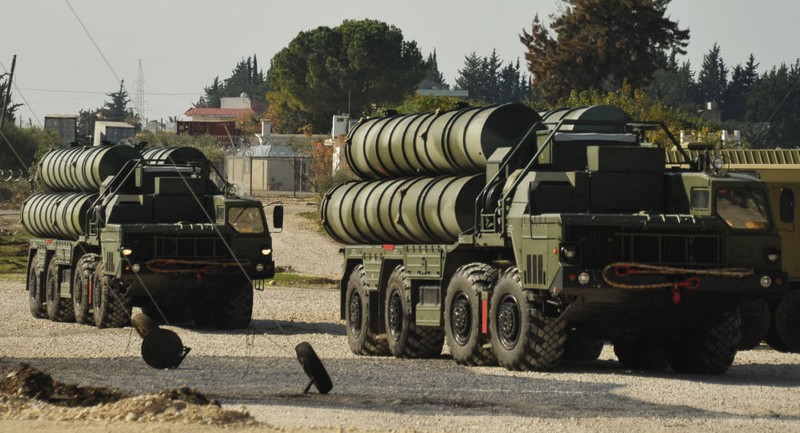 Tên lửa S-400 Nga rất đắt khách