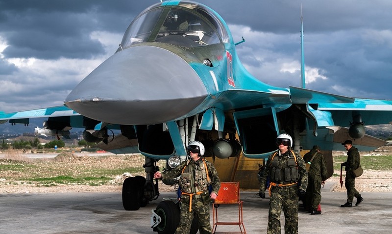 Cường kích Su-34 Nga tham gia chiến dịch quân sự tại Syria