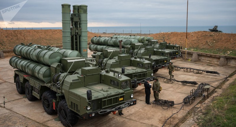 Tên lửa S-400 của Nga