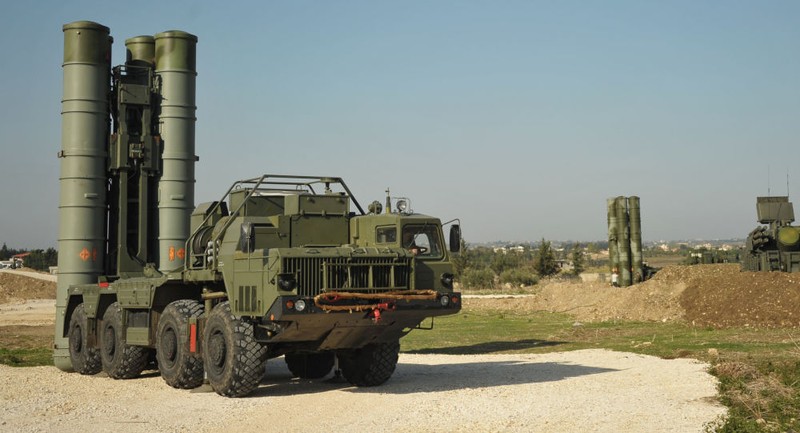 Tên lửa S-400 của Nga