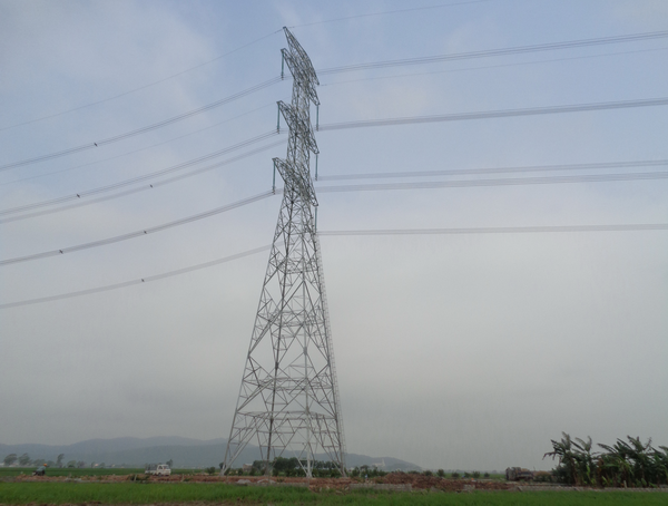 Chưa tìm ra nguyên nhân vụ cột điện 500kV “gãy không bình thường”