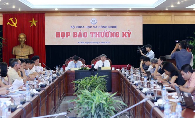 Buổi họp báo của Bộ KH-CN