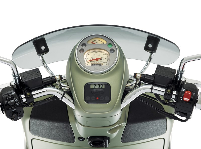 Phiên bản Vespa Sei Giorni 199 triệu đồng có gì đặc biệt? ảnh 3