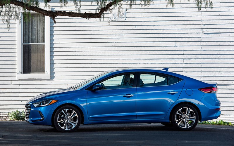 Hyundai Elantra 2019 khác với phiên bản cũ như thế nào? ảnh 8