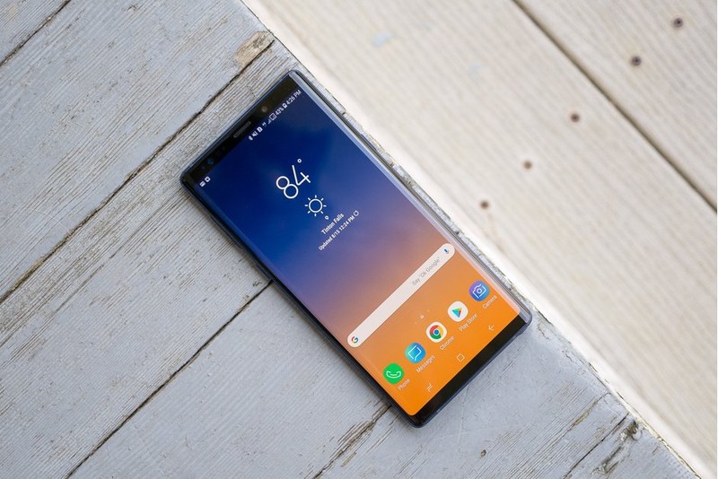 Bất kỳ sự cố cháy nổ nào với điện thoại Galaxy Note 9 cũng khiến mọi người liên tưởng đến sự cố với chiếc Galaxy Note 7 (ảnh: Phone Arena)