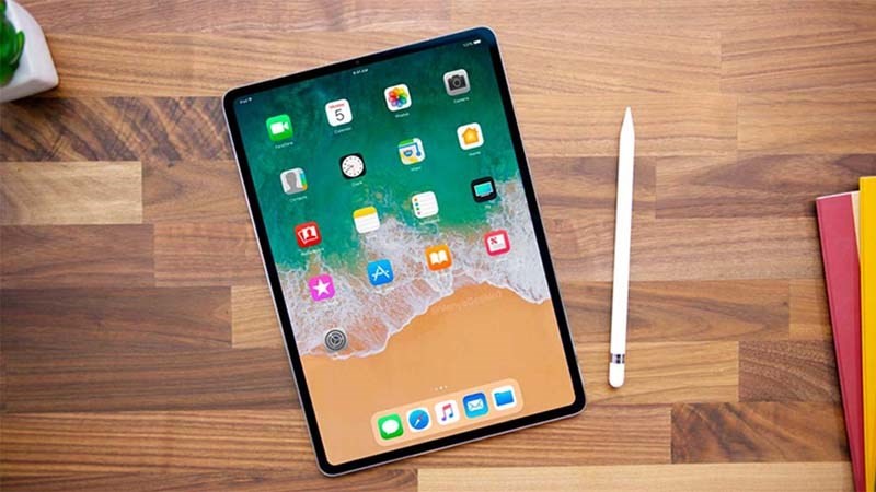 iPad Pro có giá khởi điểm là 800 USD