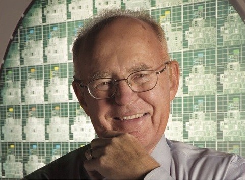 Gordon Moore (ảnh: Geni)