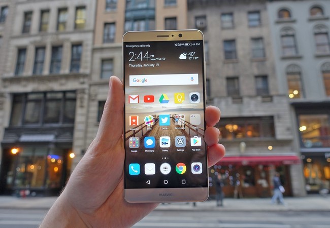 Huawei Mate 9, đối thủ của iPhone (Ảnh Business Insider)