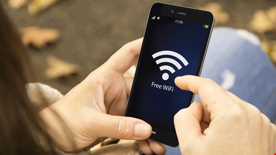 Tin tặc có thể đánh cắp mật khẩu, dữ liệu cá nhân khi bạn truy cập wifi nơi công cộng.