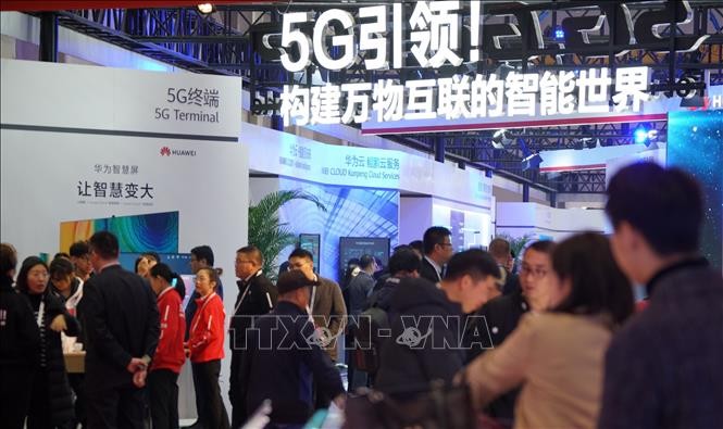 Giới thiệu mạng 5G tại Hội nghị 5G thế giới 2019 ở Bắc Kinh, Trung Quốc. Ảnh: TTXVNN