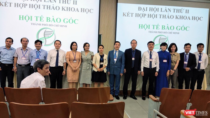 Ra mắt Ban chấp hành mới (nhiệm kỳ 2020-2025) Hội Tế bào gốc TP.HCM (Ảnh: Hoà Bình)