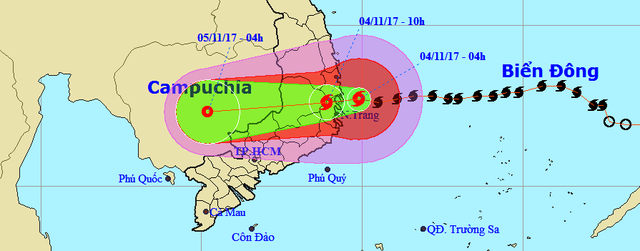 Dự báo đường đi của bão số 12. Ảnh: NCHMF