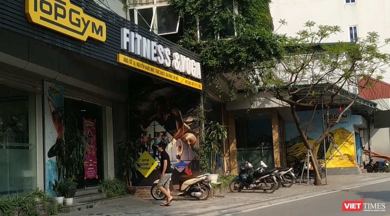 Phòng tập TopGym Fitness &Yoga - số 1A Nguyễn Khắc Nhu, Trúc Bạch, Ba Đình, TP. Hà Nội - được xác định là nơi thường lui tới của vợ chồng ca bệnh COVID-19 thứ 21. Ảnh: Anh Lê