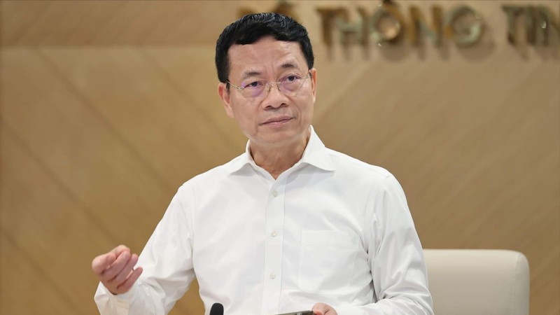 Bộ trưởng Bộ Thông tin Truyền thông Nguyễn Mạnh Hùng.
