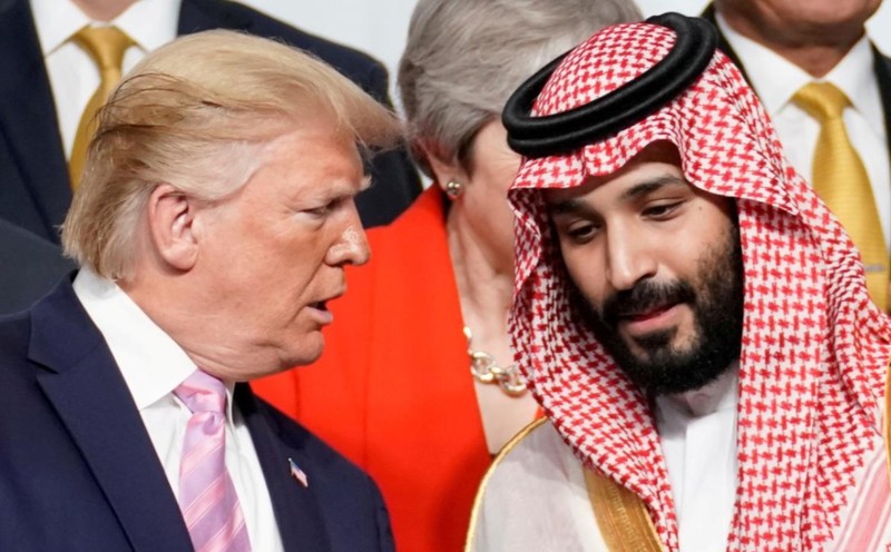 Tổng thống Mỹ Donald Trump và Hoàng thái tử Arab Saudi Mohammed bin Salman tại Hội nghị thượng đỉnh G20 tổ chức tại Osaka, Nhật Bản ngày 28/6/2019 (Ảnh: Reuters)