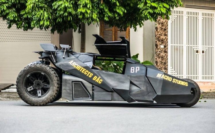 Hình ảnh chiếc batmobile tự chế của cậu thanh niên 23 tuổi (Ảnh: OC)