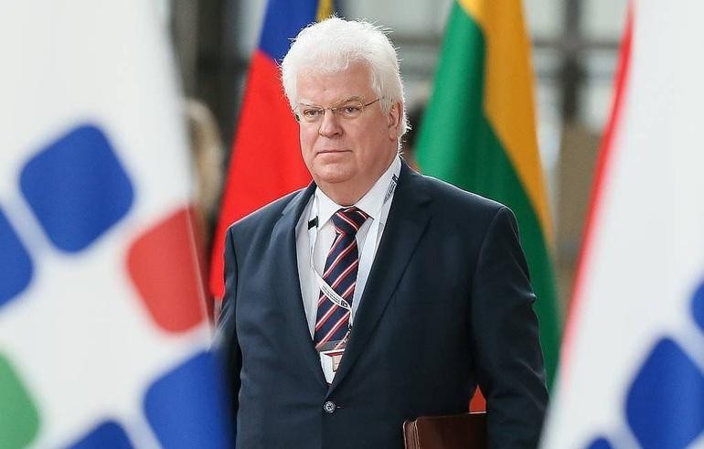 Đặc phái viên Nga tại EU Vladimir Chizhov (Ảnh: EPA).